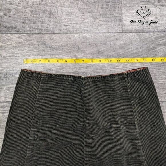 Lindland's Cordarounds Corduroy Skirt Size 2 - Picture 3 of 5